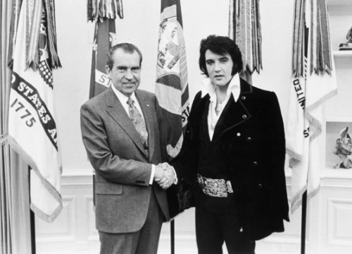 Richard Nixon meets with Elvis Presley